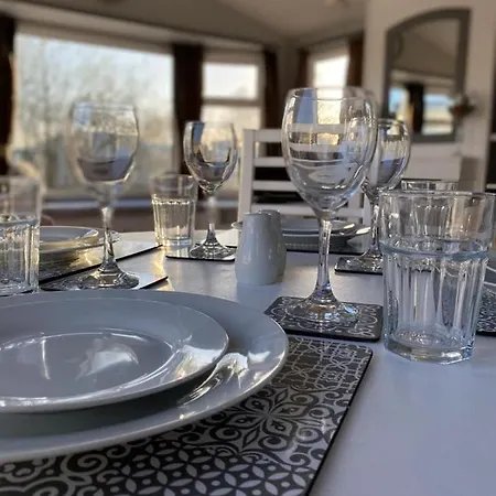 2 Bedroom Static Caravan Near The Lake Σπίτι διακοπών Millom