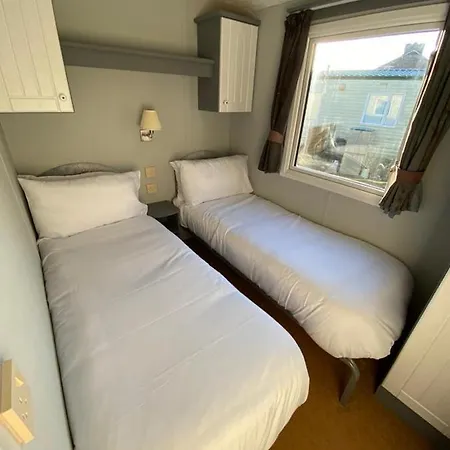 Σπίτι διακοπών 2 Bedroom Static Caravan Near The Lake